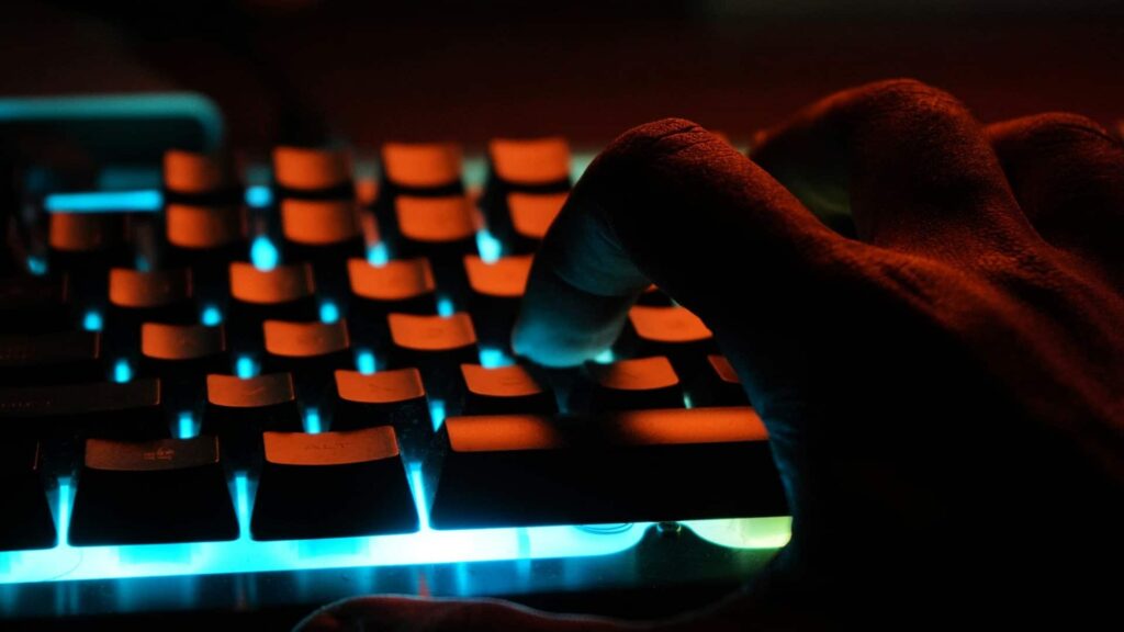 O que é WormGPT? Conheça a versão do ChatGPT da Dark Net