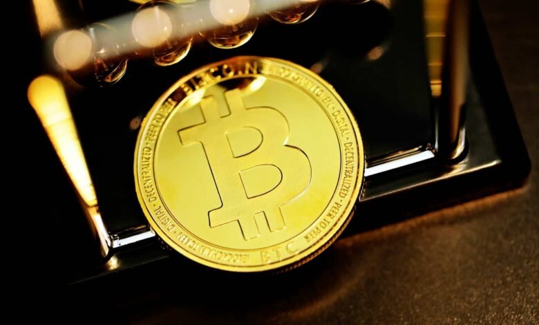 Bilionário Ray Dalio revela ter 1% em Bitcoin, mas aponta riscos