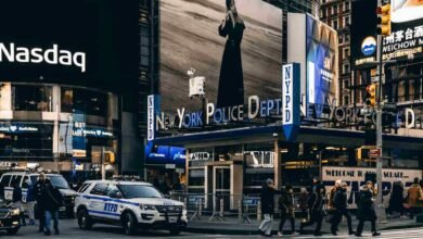 Nasdaq cai após Payroll reduzir chance de corte de juros nos EUA